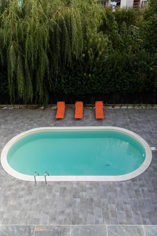 Studio 8 I One Bedroom Apartment I Airport I Therme 奥托佩尼 外观 照片