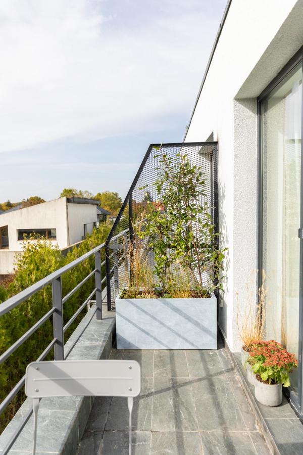 Studio 8 I One Bedroom Apartment I Airport I Therme 奥托佩尼 外观 照片