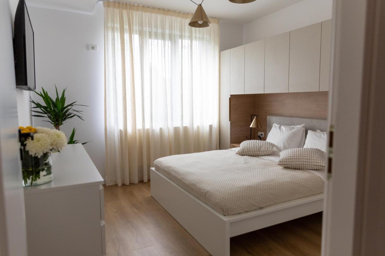 Studio 8 I One Bedroom Apartment I Airport I Therme 奥托佩尼 外观 照片