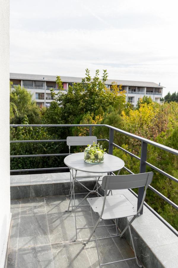 Studio 8 I One Bedroom Apartment I Airport I Therme 奥托佩尼 外观 照片